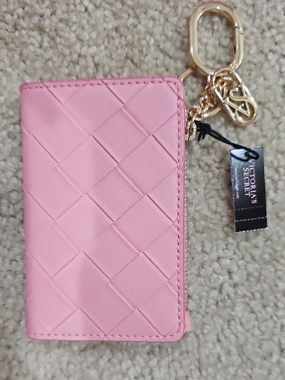 New With Tag! Victoria's Secret Pink Quilted Card Pouch with Gold Charm
